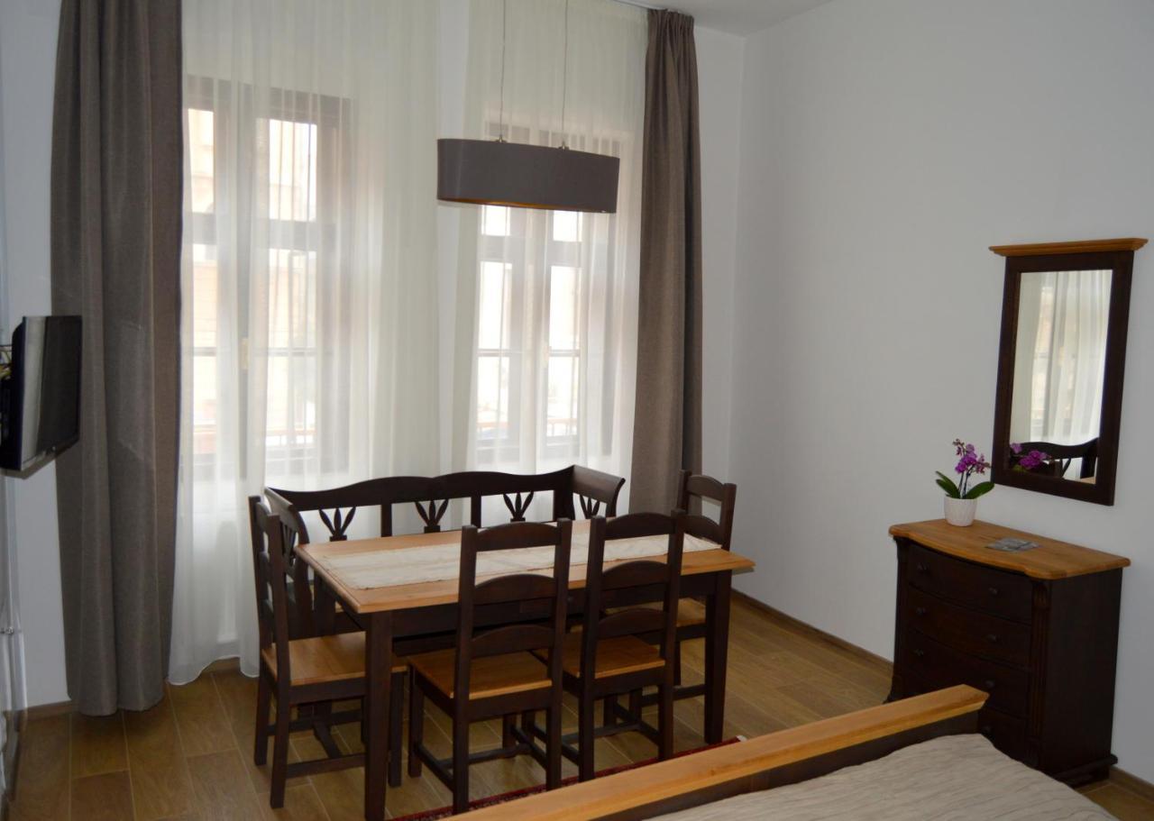 Guest House 1568 كلوج-نابوكا المظهر الخارجي الصورة